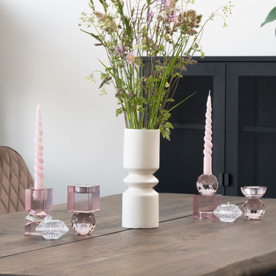 Lysestage i glas. Flere farver